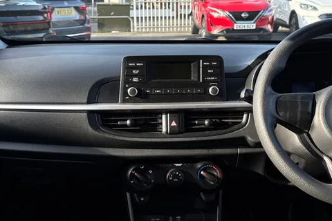 32 of 44 for KIA PICANTO 1.0 1 5dr