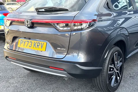 PY73KRV Honda HR-V 1.5 eHEV Elegance 5dr CVT Thumbnail #11