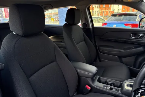 PY73KRV Honda HR-V 1.5 eHEV Elegance 5dr CVT Thumbnail #25