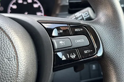 PY73KRV Honda HR-V 1.5 eHEV Elegance 5dr CVT Thumbnail #28