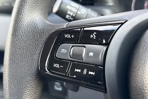PY73KRV Honda HR-V 1.5 eHEV Elegance 5dr CVT Thumbnail #31