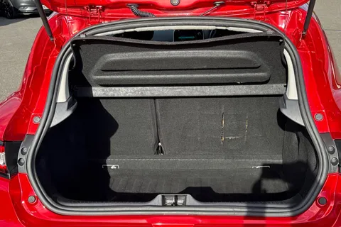 YP17LVY Renault Clio 1.5 dCi Dynamique S Nav Euro 6 (s/s) 5dr Thumbnail #8