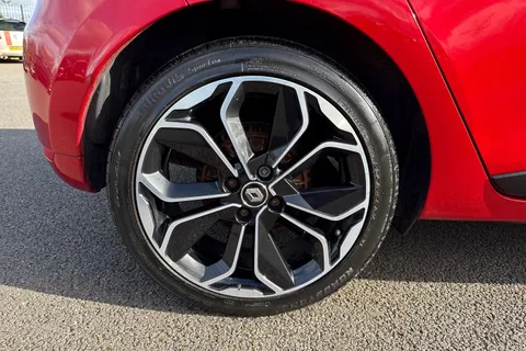 YP17LVY Renault Clio 1.5 dCi Dynamique S Nav Euro 6 (s/s) 5dr Thumbnail #12