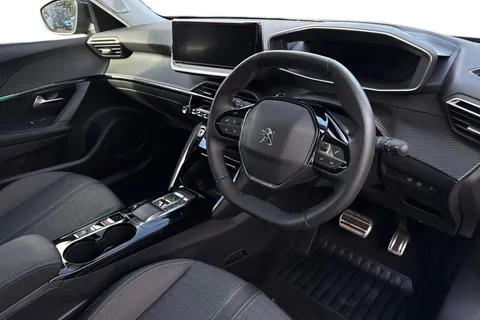 13 of 50 for PEUGEOT e-2008 50kWh Allure Premium + Auto 5dr (7kW Charger)