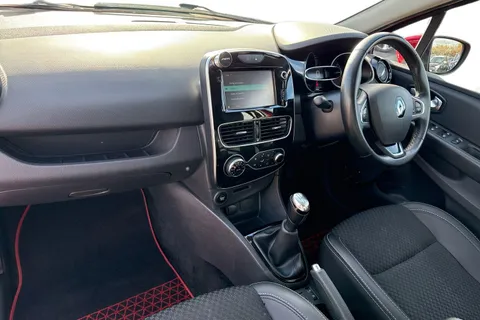 YP17LVY Renault Clio 1.5 dCi Dynamique S Nav Euro 6 (s/s) 5dr Thumbnail #16