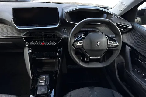 17 of 50 for PEUGEOT e-2008 50kWh Allure Premium + Auto 5dr (7kW Charger)