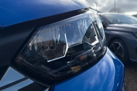 YA24LJE PEUGEOT e-2008 50kWh Allure Auto 5dr (7kW Charger) Thumbnail #31