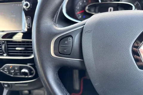 YP17LVY Renault Clio 1.5 dCi Dynamique S Nav Euro 6 (s/s) 5dr Thumbnail #40