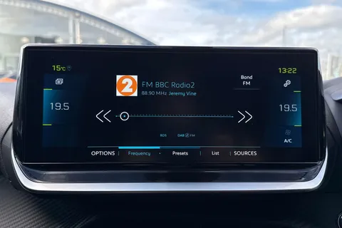 40 of 50 for PEUGEOT e-2008 50kWh Allure Premium + Auto 5dr (7kW Charger)