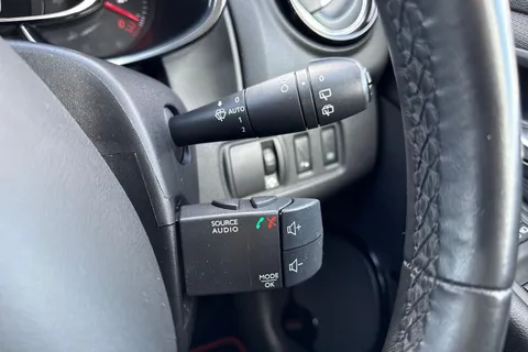 YP17LVY Renault Clio 1.5 dCi Dynamique S Nav Euro 6 (s/s) 5dr Thumbnail #43