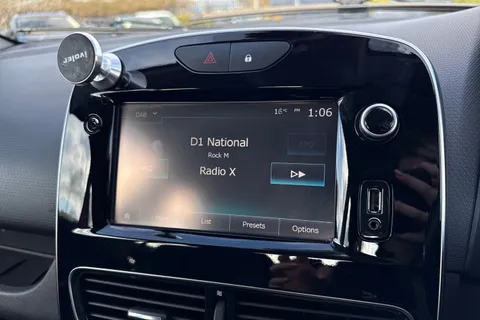 YP17LVY Renault Clio 1.5 dCi Dynamique S Nav Euro 6 (s/s) 5dr Thumbnail #47