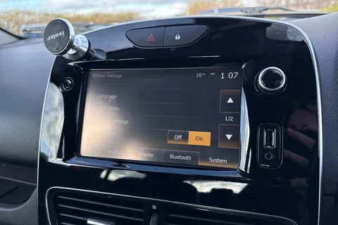 YP17LVY Renault Clio 1.5 dCi Dynamique S Nav Euro 6 (s/s) 5dr Thumbnail #52