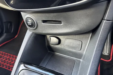 YP17LVY Renault Clio 1.5 dCi Dynamique S Nav Euro 6 (s/s) 5dr Thumbnail #53