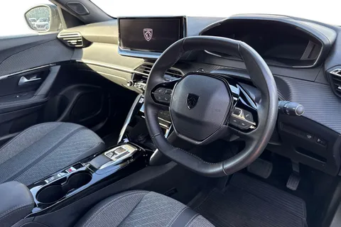 ND24DWE PEUGEOT e-2008 50kWh Allure Auto 5dr (7kW Charger) Thumbnail #7