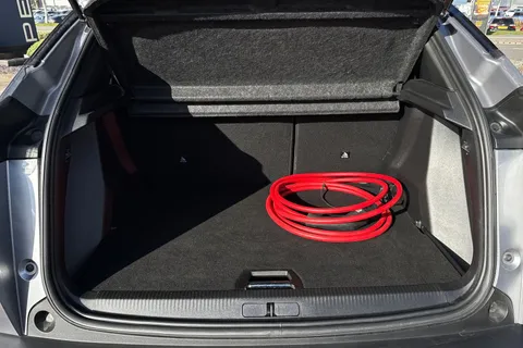 ND24DWE PEUGEOT e-2008 50kWh Allure Auto 5dr (7kW Charger) Thumbnail #9