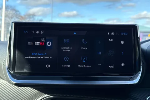 ND24DWE PEUGEOT e-2008 50kWh Allure Auto 5dr (7kW Charger) Thumbnail #11