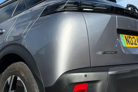 ND24DWE PEUGEOT e-2008 50kWh Allure Auto 5dr (7kW Charger) Thumbnail #15