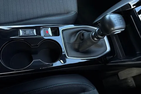 23 of 50 for PEUGEOT 208 1.2 PureTech Allure Euro 6 (s/s) 5dr