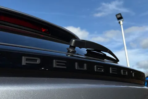 ND24DWE PEUGEOT e-2008 50kWh Allure Auto 5dr (7kW Charger) Thumbnail #30