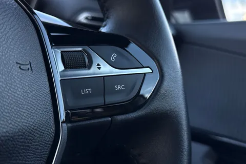 ND24DWE PEUGEOT e-2008 50kWh Allure Auto 5dr (7kW Charger) Thumbnail #34