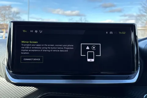 ND24DWE PEUGEOT e-2008 50kWh Allure Auto 5dr (7kW Charger) Thumbnail #40