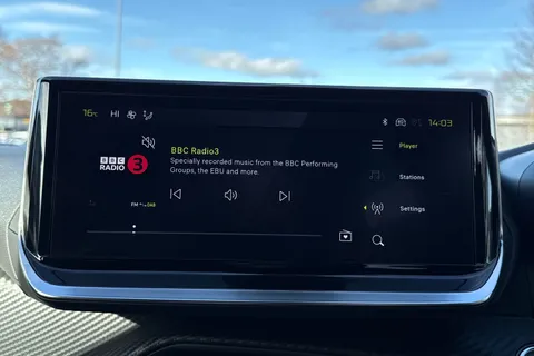 ND24DWE PEUGEOT e-2008 50kWh Allure Auto 5dr (7kW Charger) Thumbnail #41