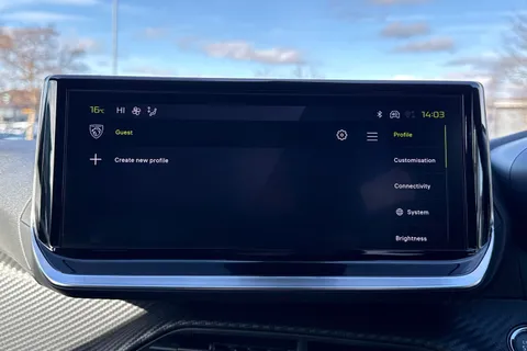 ND24DWE PEUGEOT e-2008 50kWh Allure Auto 5dr (7kW Charger) Thumbnail #42