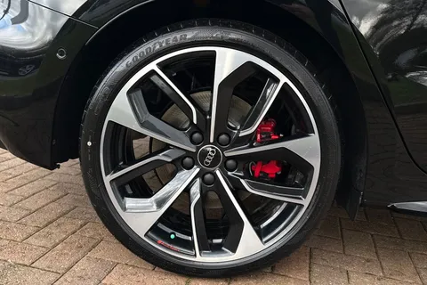  Audi S3 2.0 TFSI Black Edition Sportback S Tronic quattro Euro 6 (s/s) 5dr Thumbnail #10