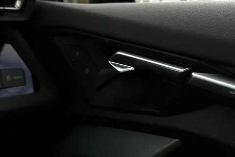  Audi S3 2.0 TFSI Black Edition Sportback S Tronic quattro Euro 6 (s/s) 5dr Thumbnail #21