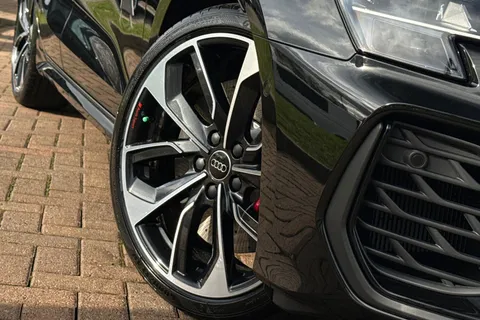  Audi S3 2.0 TFSI Black Edition Sportback S Tronic quattro Euro 6 (s/s) 5dr Thumbnail #26