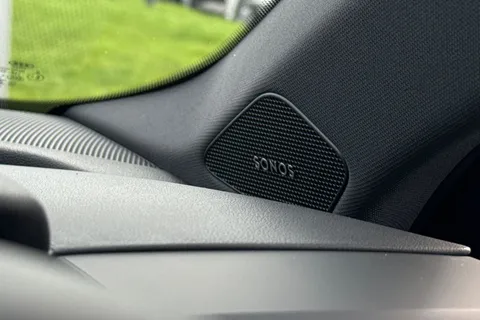  Audi S3 2.0 TFSI Black Edition Sportback S Tronic quattro Euro 6 (s/s) 5dr Thumbnail #39