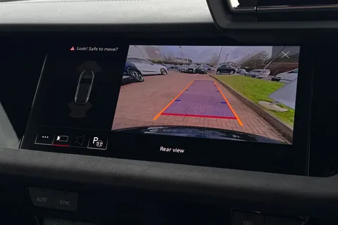  Audi S3 2.0 TFSI Black Edition Sportback S Tronic quattro Euro 6 (s/s) 5dr Thumbnail #41