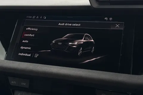  Audi S3 2.0 TFSI Black Edition Sportback S Tronic quattro Euro 6 (s/s) 5dr Thumbnail #42