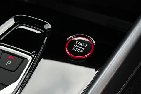  Audi S3 2.0 TFSI Black Edition Sportback S Tronic quattro Euro 6 (s/s) 5dr Thumbnail #44