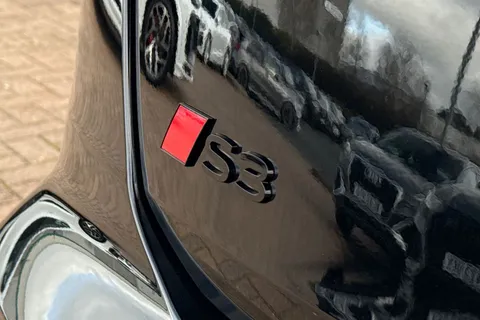  Audi S3 2.0 TFSI Black Edition Sportback S Tronic quattro Euro 6 (s/s) 5dr Thumbnail #49