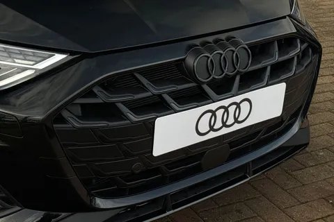  Audi S3 2.0 TFSI Black Edition Sportback S Tronic quattro Euro 6 (s/s) 5dr Thumbnail #56