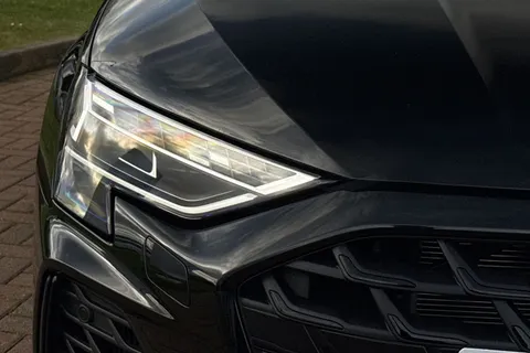  Audi S3 2.0 TFSI Black Edition Sportback S Tronic quattro Euro 6 (s/s) 5dr Thumbnail #57