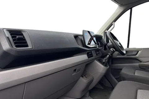 ML74EFS Volkswagen Crafter 2.0 TDI 140PS Commerce Plus High Roof Van Thumbnail #10