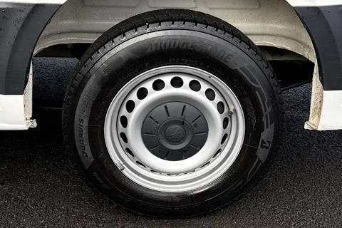 ML74EFS Volkswagen Crafter 2.0 TDI 140PS Commerce Plus High Roof Van Thumbnail #23