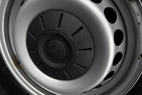 ML74EFS Volkswagen Crafter 2.0 TDI 140PS Commerce Plus High Roof Van Thumbnail #27