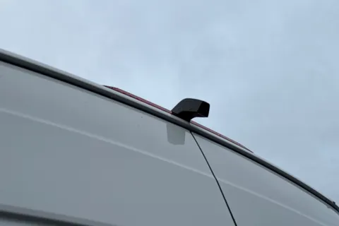 ML74EFS Volkswagen Crafter 2.0 TDI 140PS Commerce Plus High Roof Van Thumbnail #32