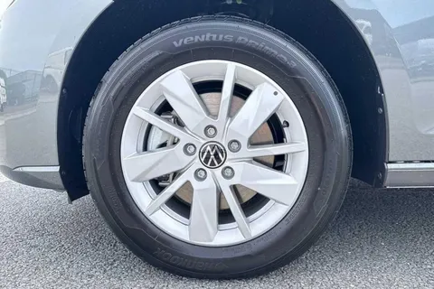 DA25CZR Volkswagen Caddy Maxi 2.0 TDI 122PS Commerce Pro Van DSG [Tech Pack] Thumbnail #13