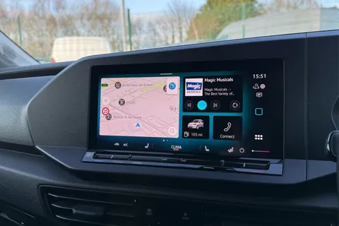 DA25CZR Volkswagen Caddy Maxi 2.0 TDI 122PS Commerce Pro Van DSG [Tech Pack] Thumbnail #18