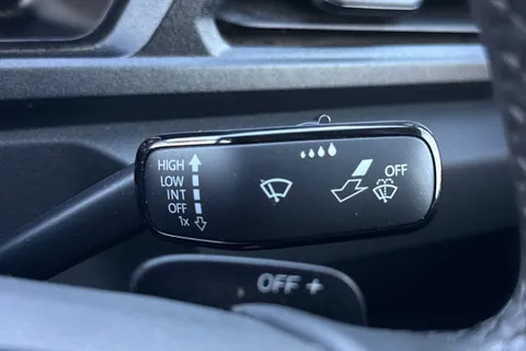 DA25CZR Volkswagen Caddy Maxi 2.0 TDI 122PS Commerce Pro Van DSG [Tech Pack] Thumbnail #43