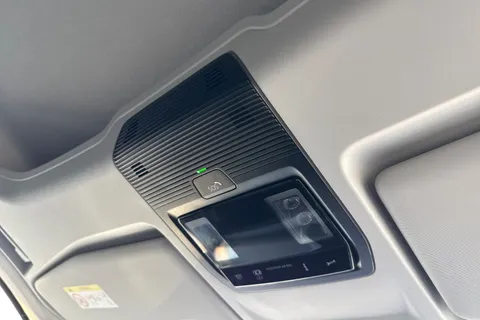 DA25CZR Volkswagen Caddy Maxi 2.0 TDI 122PS Commerce Pro Van DSG [Tech Pack] Thumbnail #48