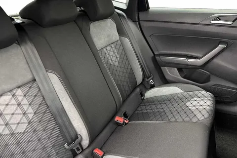 KM75OBV Volkswagen Polo 1.0 TSI 115 R-Line 5dr DSG ⭐Heated front seats⭐ Thumbnail #10