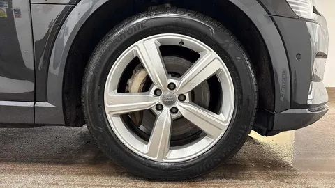 AK20YRW Audi e-tron Technik 50 quattro 230,00 kW Thumbnail #6