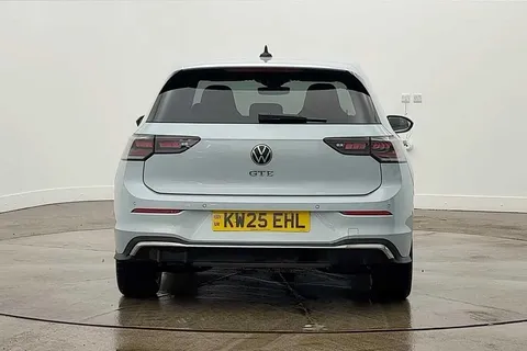 KW25EHL Volkswagen Golf 1.5 TSI 272 GTE eHybrid 5dr DSG**PAN ROOF + HEADS UP DISPLAY** Thumbnail #8