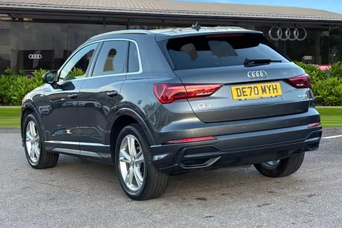 DE70MYH Audi Q3 S line 35 TDI quattro 150 PS 6-speed Thumbnail #3