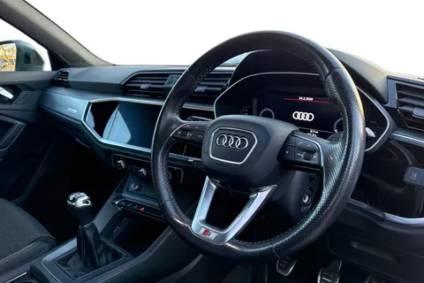 DE70MYH Audi Q3 S line 35 TDI quattro 150 PS 6-speed Thumbnail #19